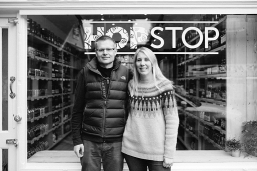 Mike and Ruth at Hop Stop | Local Food Surrey