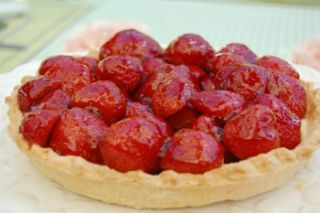 Glazed strawberry tart